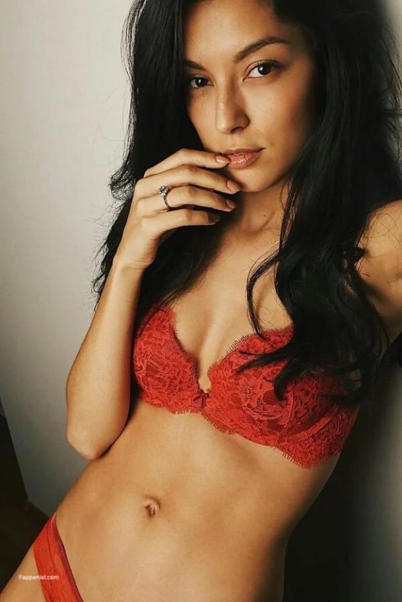 Ребекка Мур порнофильм