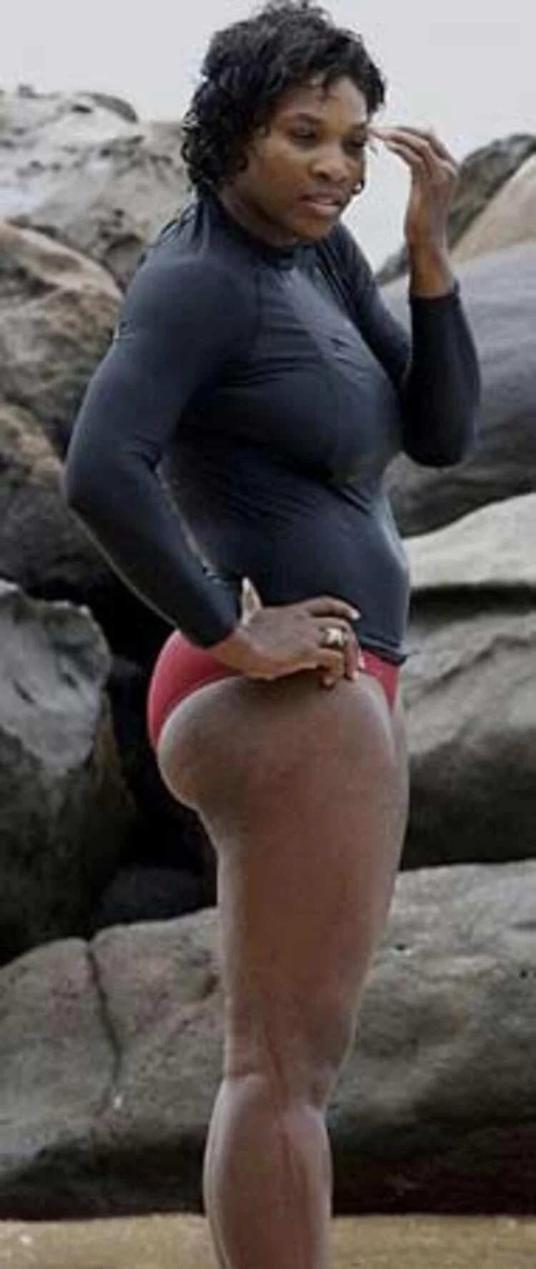 Серена Уильямс попа