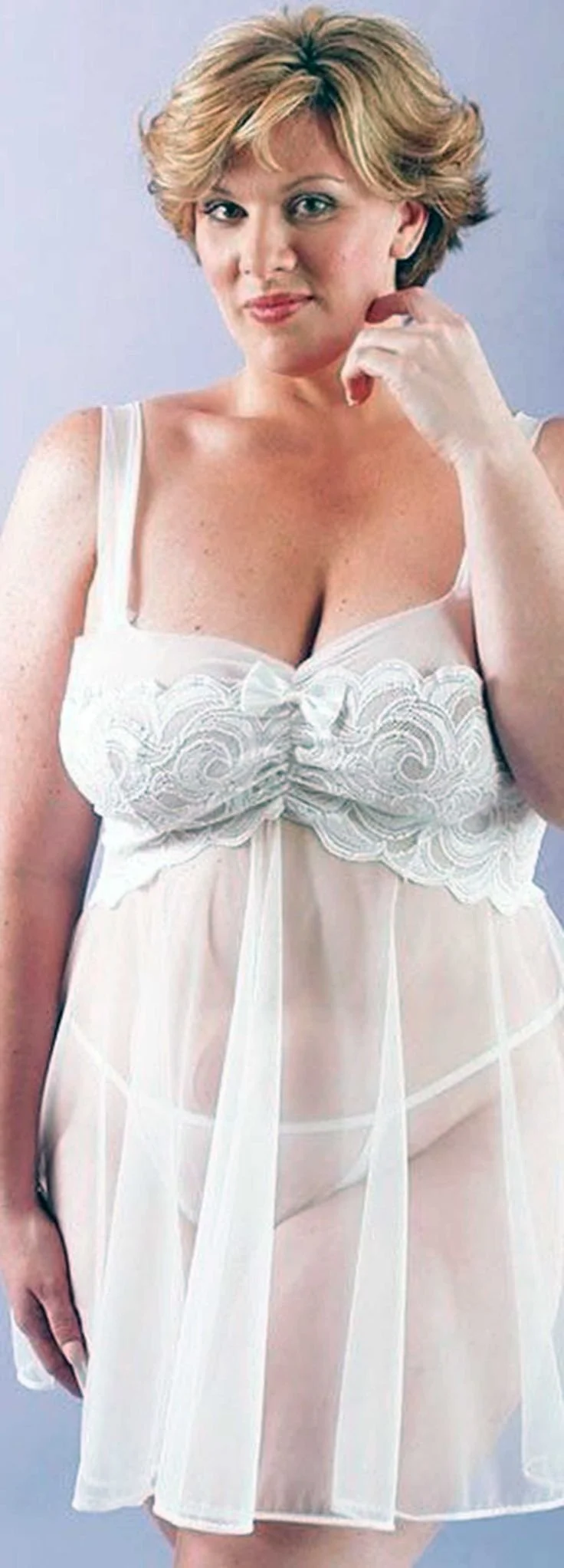 Пожилые женщины в Нижнем белье