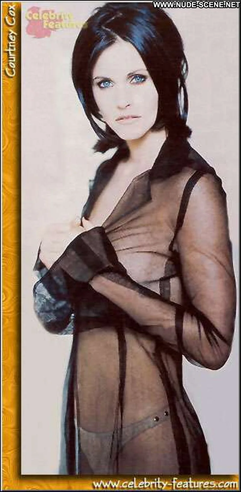 Голая Кортни кокс в 2005 году