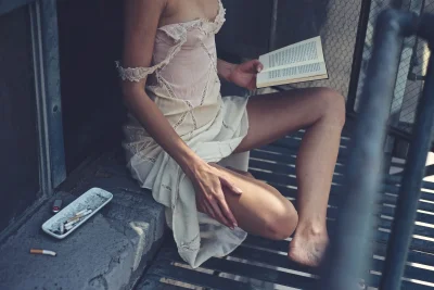 Девушки в очках и белье