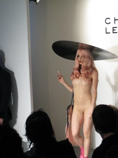 Чарли ле минду charlie le naked