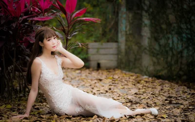 Азиатские девушки платья