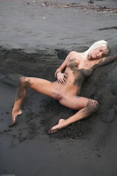 Грязевые ванны голышом