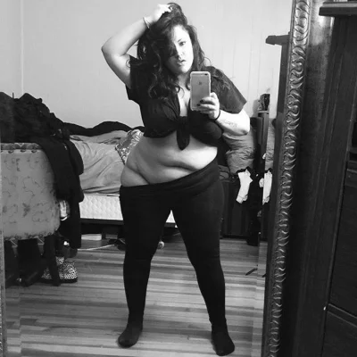 Полненькие девушки селфи