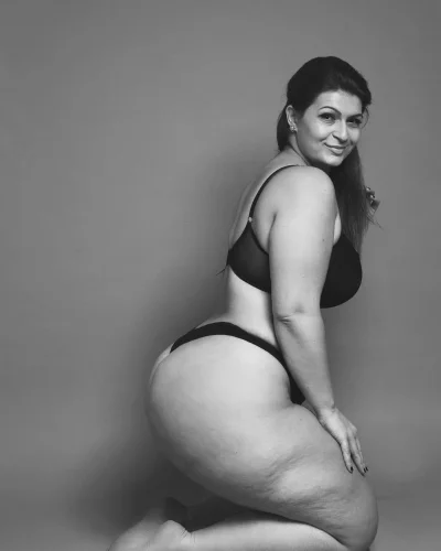 Толстушка Lavina Dream голая