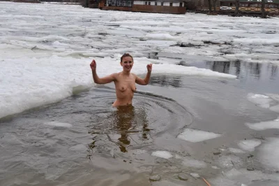 Купание зимой