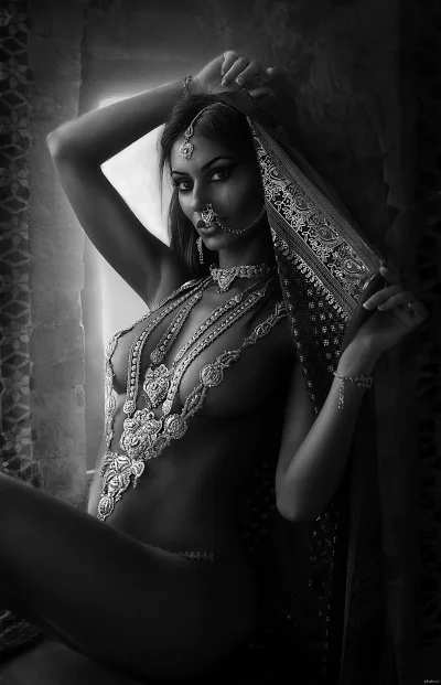 Индийские голые женщины