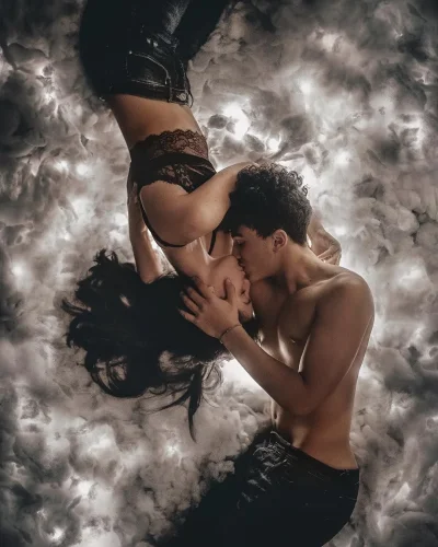 Страстная пара