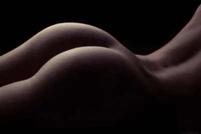 Красивые изгибы женского тела