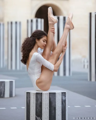 Инес Джозеф