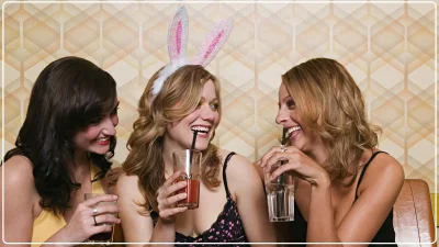 Девчонки развлекаются на девичниках