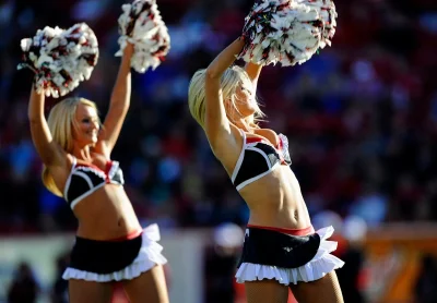 Чирлидерша фильм 2017