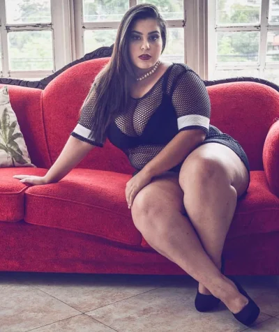 Модель Искра Лоуренс в купальнике