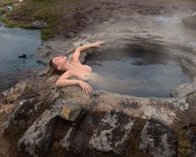 Исландия ню в возрасте