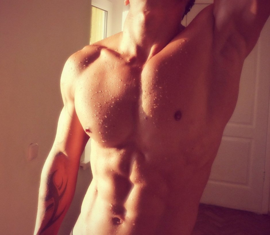 Антон Антипов голый