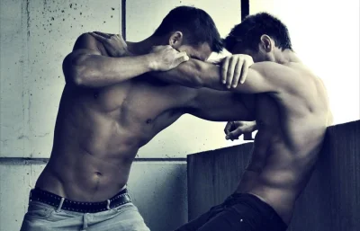 Драка парней