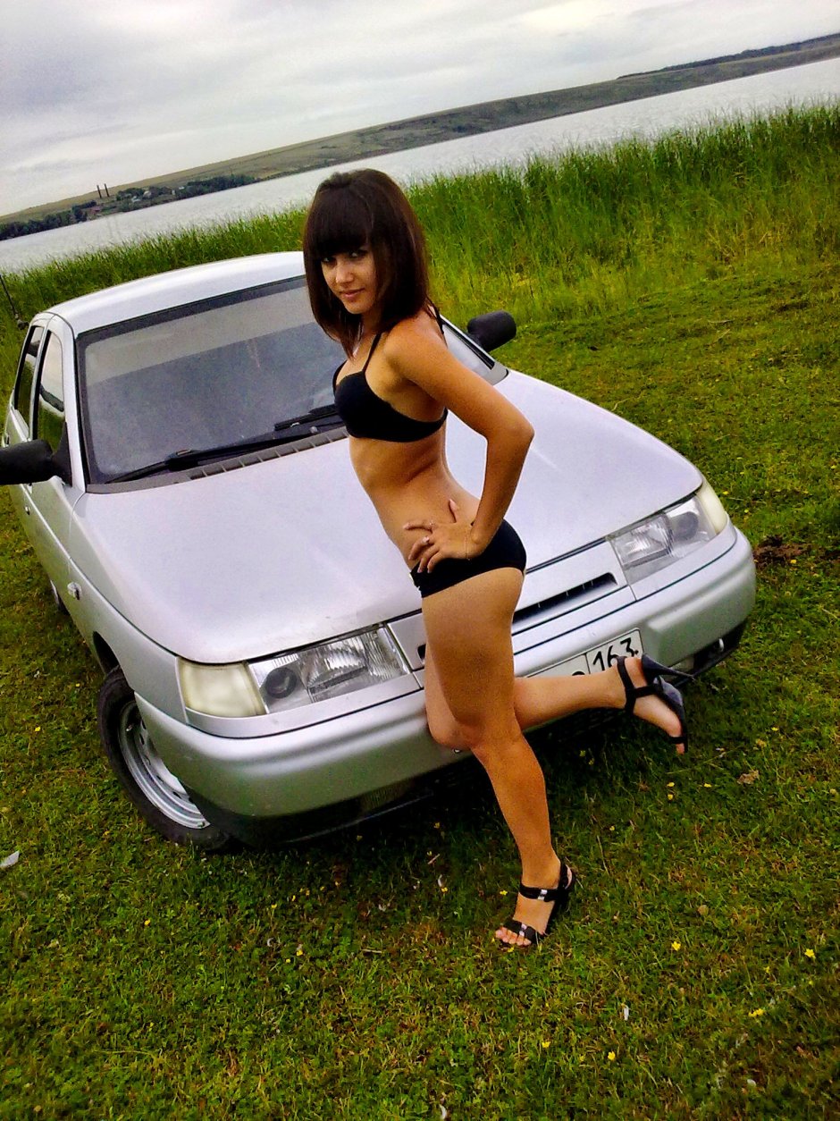 2110 с девушкой