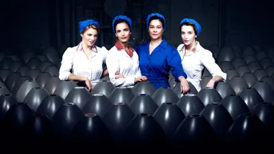 Джоанна Блисс в военной форме