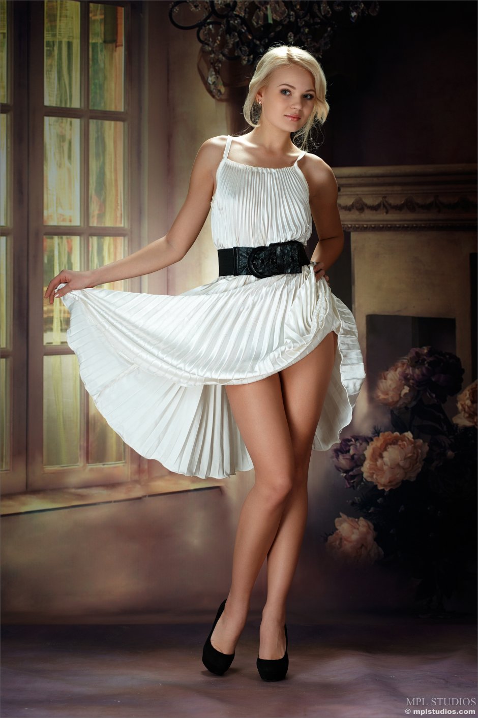 Talia Cherry модель Dress