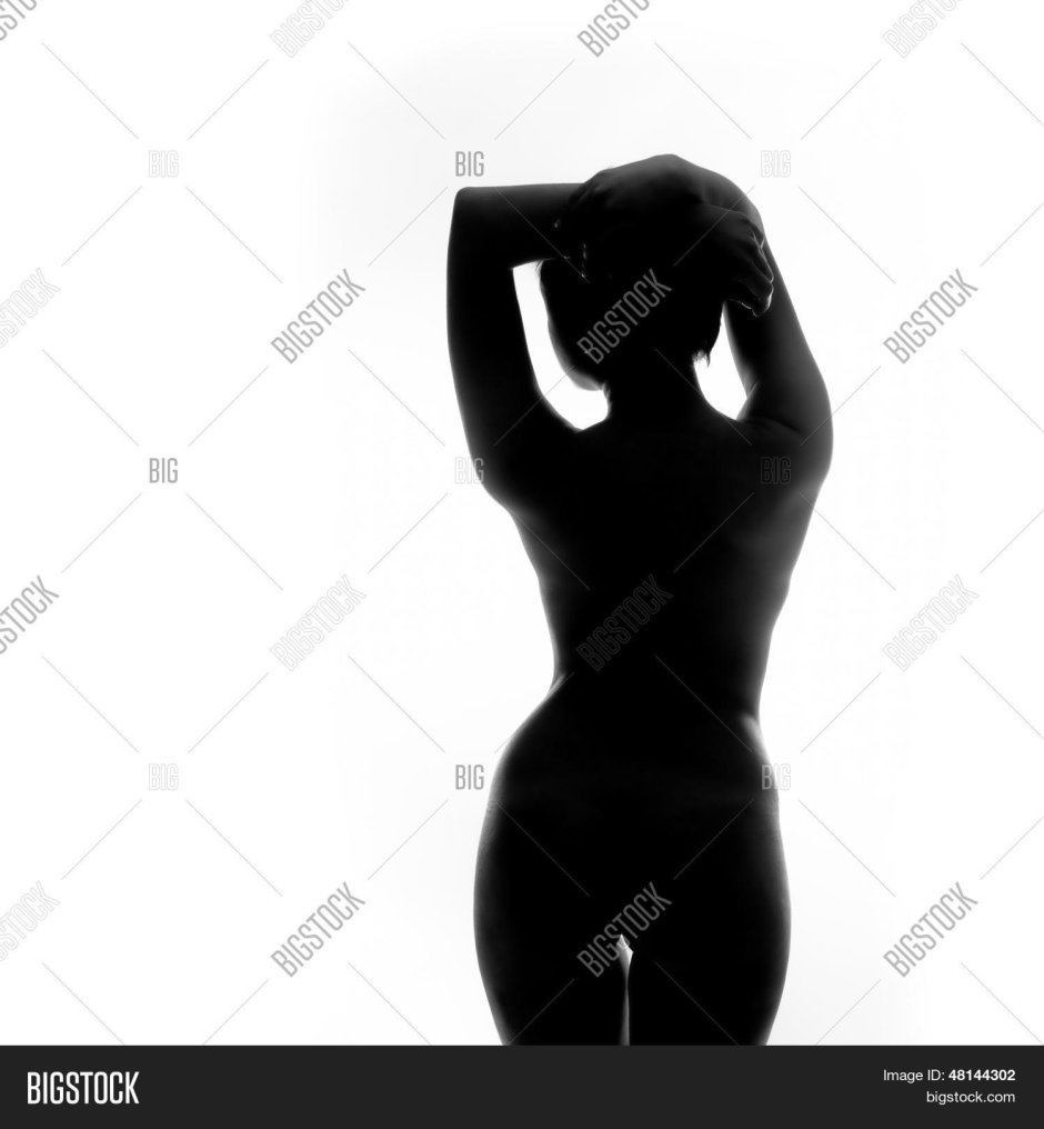 Силуэт девушки в полный рост