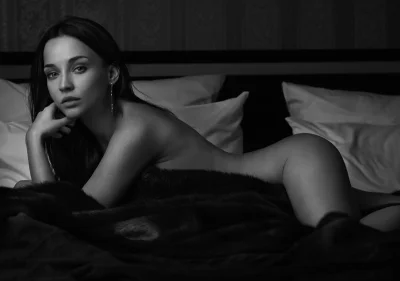 Эротические фото Dennis Kilch