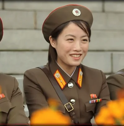 Девушка из северной кореи