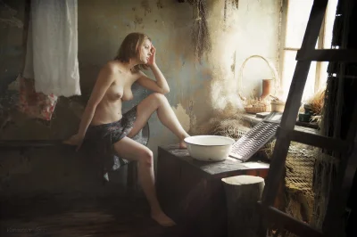 Бьянка Боушам голая на сеновале