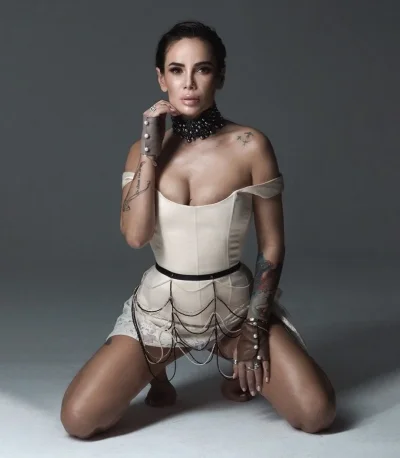 Айза Анохина