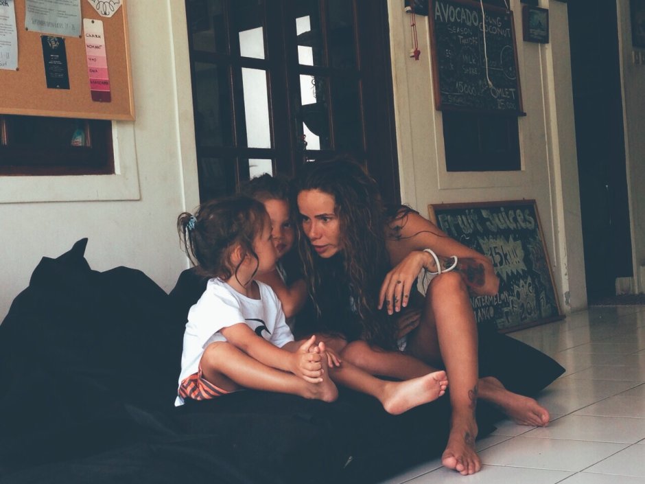 Девушка Гуфа Айза