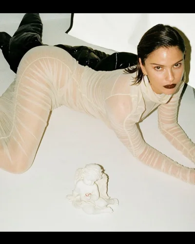 Чарли Карвер и Шелли Хеннинг