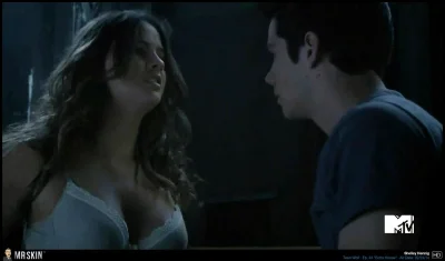 Шелли хенниг в нижнем белье волчонок