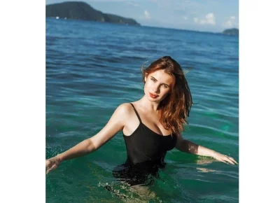 Аня Цуканова