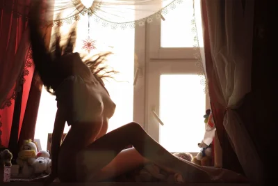 Голая антонина комиссарова