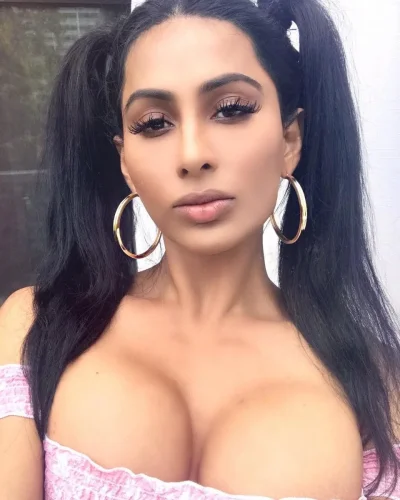 Амелия Малтепе транс