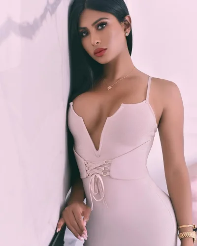 Трансгендер Амелия Мальтепе