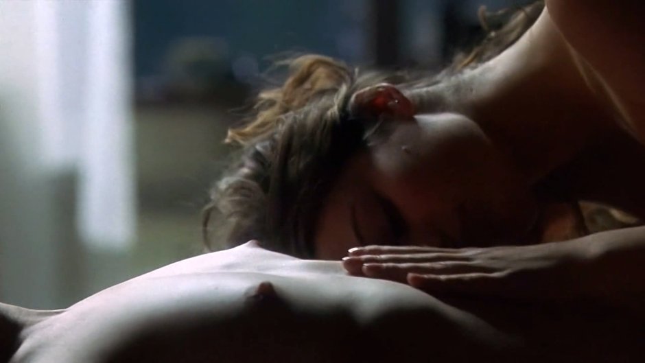 Откровенные сцены