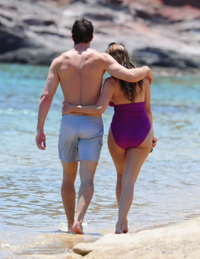 Брук Бьюкенен модель