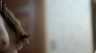 Босс фильм Ханна Уэр