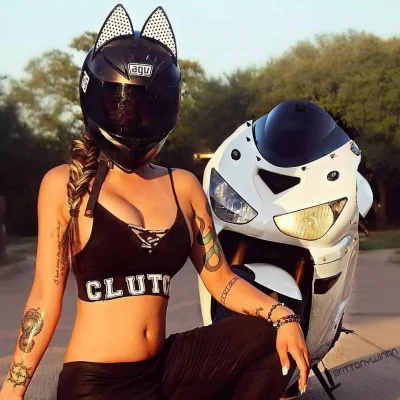 Бешеная женщина Строитель