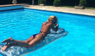 Анна Шульгина ножки