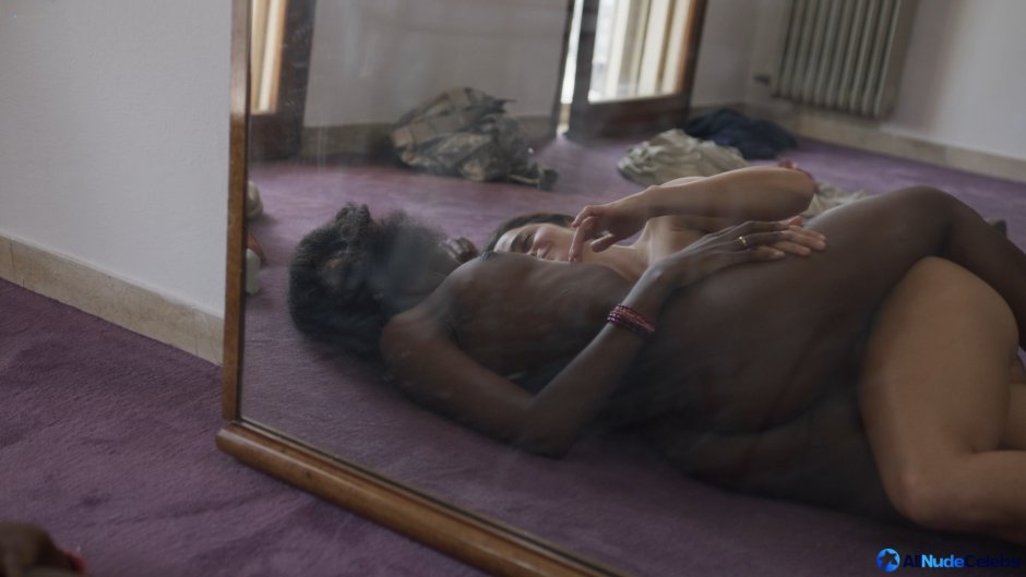 Актриса Соня Брага голая