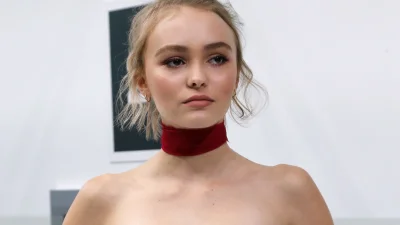 Депп, Лили-Роуз Bikini