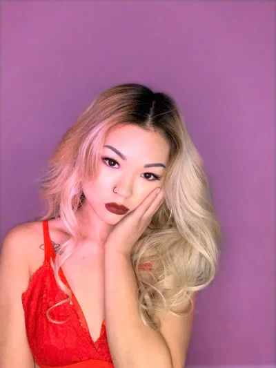 Лулу Чу бикини