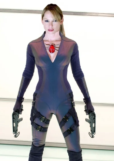 Сиенна Гиллори feet