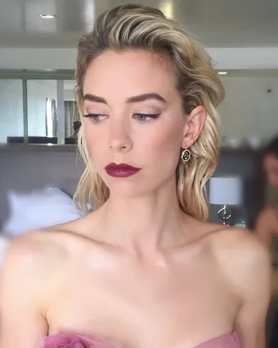 Ванесса Кирби плейбой