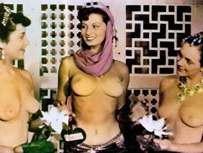 Софи Лорен плейбой 70 лет