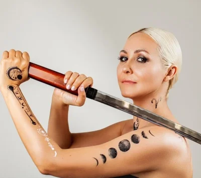 Эротические снимки Василисы володиной