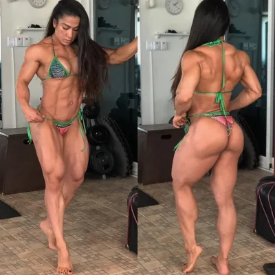 Lenya Perez бикини
