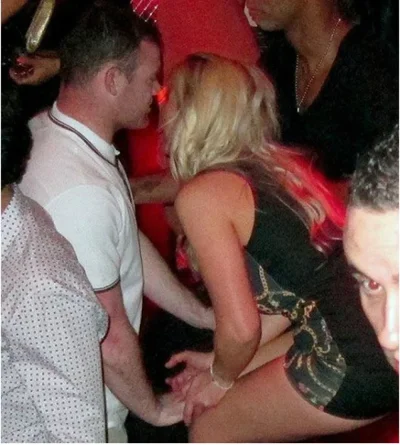 Блондинка на корпоративе